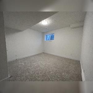 2 Bed 1 Bath Suite Keswick For Rent - Photo 3