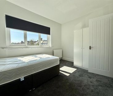 6 bedroom semi-detached house to rent - Photo 5