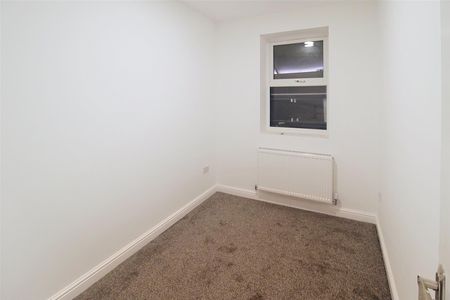 2-4 Thornton Lodge Road, Huddersfield - Photo 4