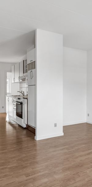 Charmerende og moderne bolig med altan - Photo 1