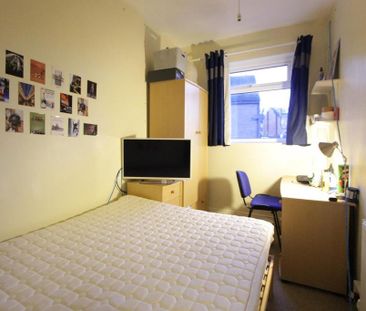 5 bedroom terraced house to rent - Photo 6