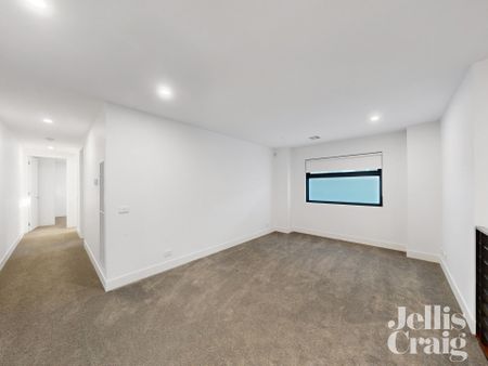 9A Market Street, Essendon - Photo 3