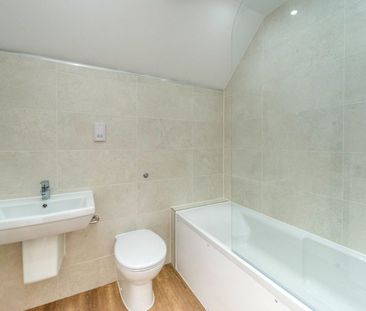 Brocco Bank, Sheffield, S11 - Photo 4