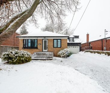 For Lease - 10 Flagstaff Road Unit# Main Floor, Toronto, Ontario - Photo 2