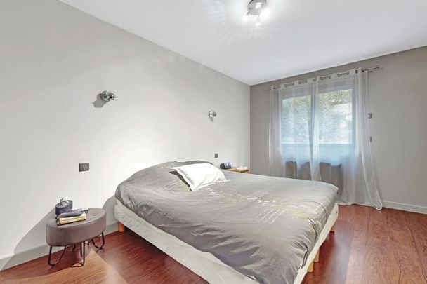 Loft de sept pièces à louer à TOURNON SUR RHONE - Photo 1