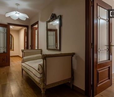 4 room luxury Apartment for rent in Valencia - Photo 2