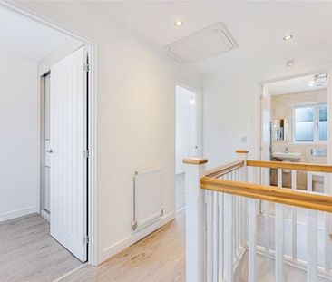 Helmfield, Westhoughton, Bolton - Photo 6