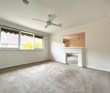 IMMACULATE TWO BEDROOM HOME IN THE HEART OF CAMBERWELL - Photo 1