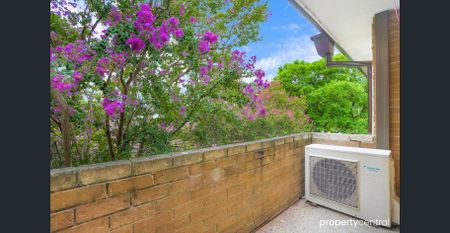 Freshly Renovated 2 Bedroom Unit - Photo 5