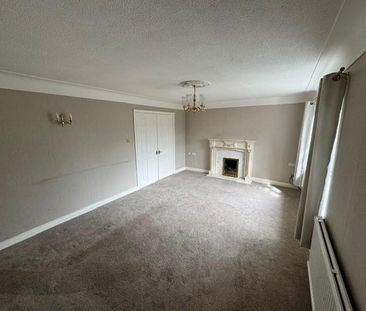 4 bedroom house to rent - Photo 1