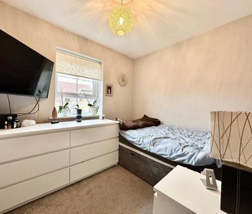 4 bedroom detached house to rent - Photo 5