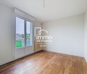 Location Appartement 3 pièces 77m² - Photo 4
