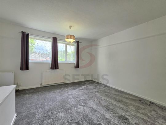 Sharpley Drive, LE4, Leicester - Photo 1