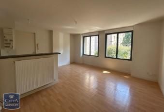 Location Appartement 3 pièces 62m² NIORT 79000 - Photo 2