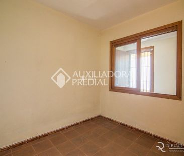 Casa com 3 quartos e 331m² para alugar em Teresópolis, Porto Alegre. - Foto 6