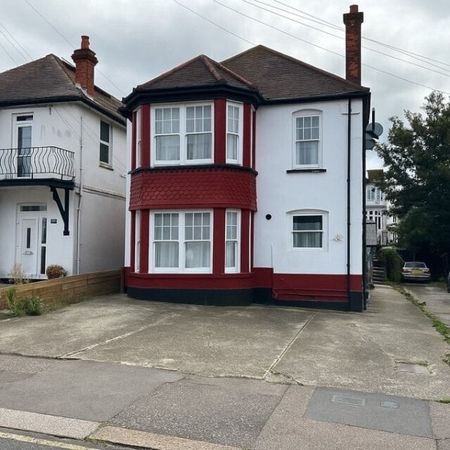 Cobham Road, Westcliff on Sea, Property for rent - Photo 5