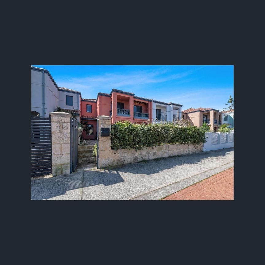 44 Westview Parade, Wannanup, WA 6210 - Photo 1