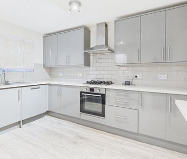 3 bedroom maisonette to rent - Photo 6