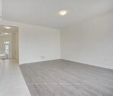 546 FIR COURT - Photo 1