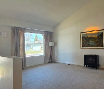 For Lease - 42 Jubilee Crescent Unit# Mainfloor, Toronto, Ontario - Photo 1