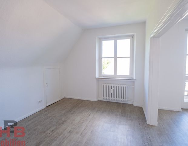 Stilvolle Dachgeschosswohnung am Schwachhauser Ring – Wohnen mit Weitblick - Foto 1