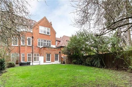 Bracknell Gardens, Hampstead, London - Photo 3