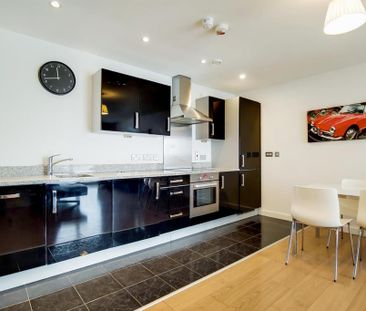 2 bedroom flat to rent - Photo 3