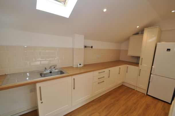 2 bedroom Apartment - Moors Walk, Welwyn Garden City - Photo 1