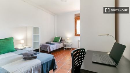 barcelona, Catalonia 08193 - Photo 3