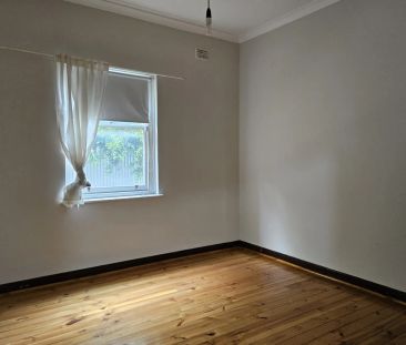 Freshly painted 3 Bedroom Home - Photo 2