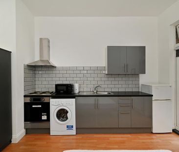 Studio to rent - Photo 4