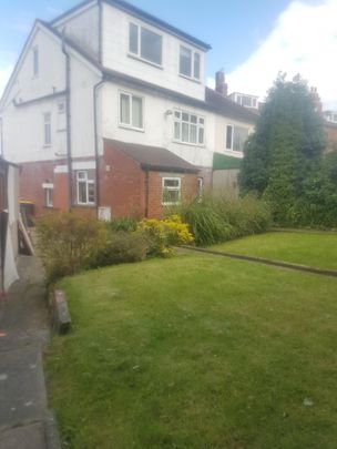 Trelawn Crescent, Headingley, Leeds - Photo 1