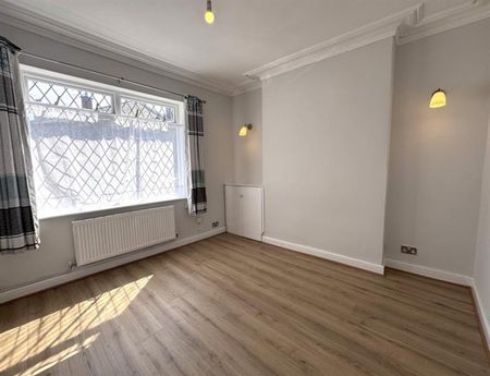 2 Bedroom Terraced To Let - Photo 2