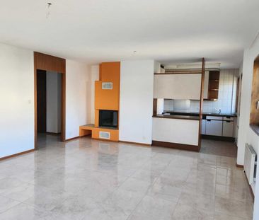 APPARTEMENT 4 PIECES CENTRE VILLE ET ASCENSEUR UN LOYER NET OFFERT ! - Photo 4