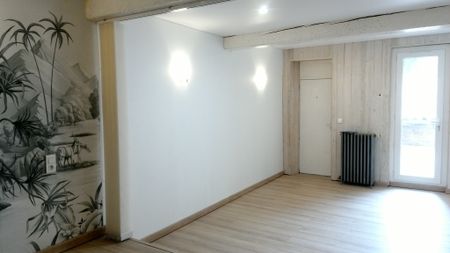 Location Appartement 1 pièce 36m² CASTELNAUDARY 11400 - Photo 2