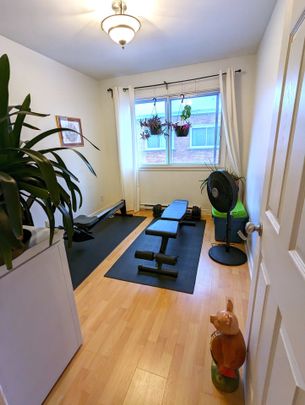 Condo for rent, Montréal (Saint-Laurent) - Photo 1