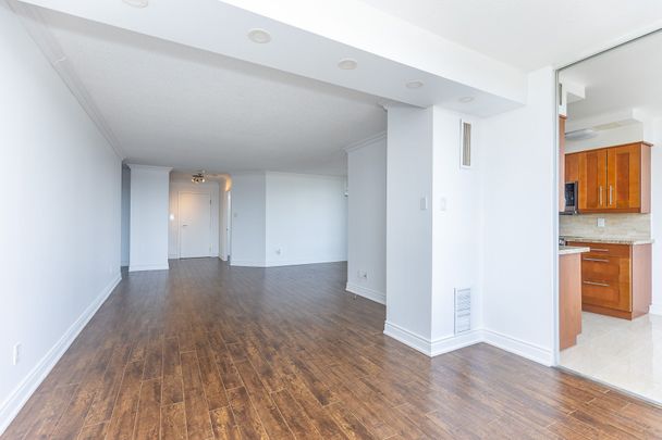 For Lease - 120 Promenade Circle Unit# 1001, Vaughan, Ontario - Photo 1