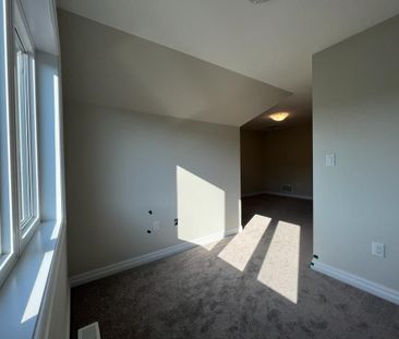 For Lease - 4311 Mann Street Unit# 46, Niagara Falls, Ontario - Photo 1