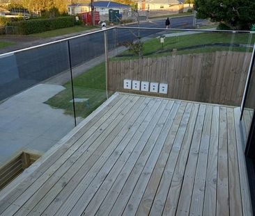 Spacious 2-Bedroom Townhouse - Ranui - Photo 6