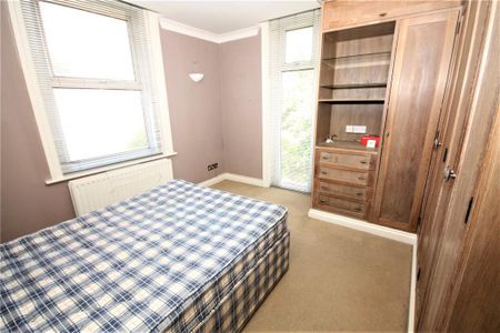 2 bedroom maisonette to rent - Photo 4