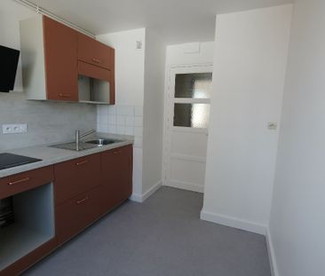 Location Appartement 3 pièces 58m² ST ETIENNE 42000 - Photo 6