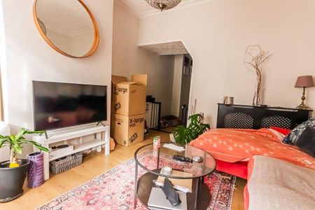 2 bedroom terraced house to rent - Photo 4