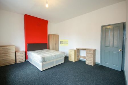 4 bedroom terraced house to rent - Photo 4