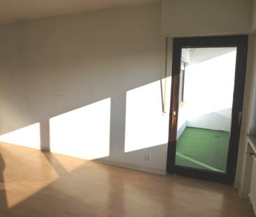 Frisch renoviert: einziehen und wohlfühlen! - Foto 1