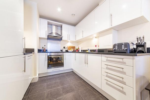 1 bedroom apartment to rent - Photo 1