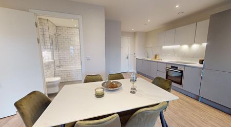 3 bedroom flat to rent - Photo 4