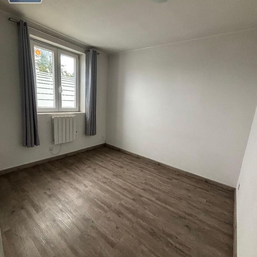 Location Appartement 3 pièces 57m² JEUMONT 59460 - Photo 1