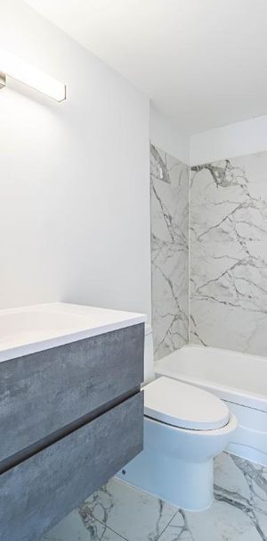 1 MOIS GRATUIT - Moderne & abordable proche de tout à Anjou Montreal - appartement / logement à louer - Photo 1