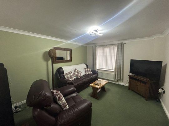 2 bedroom property to rent - Photo 1