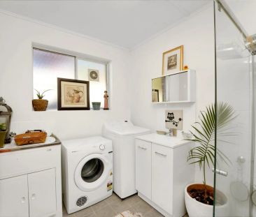 Renovated unit in Convenient Location - Photo 4